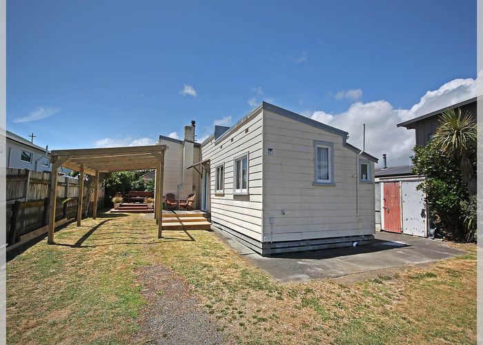  at 26 Hall Place, Foxton Beach, Horowhenua, Manawatu / Whanganui