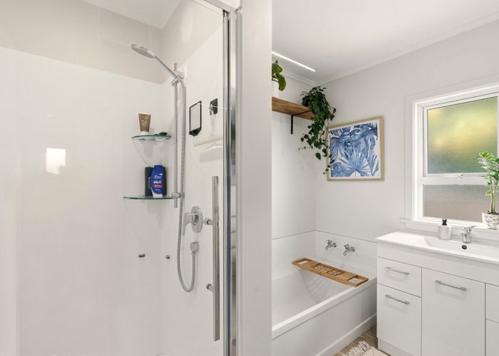  at 380 Devon Street West, Lynmouth, New Plymouth, Taranaki