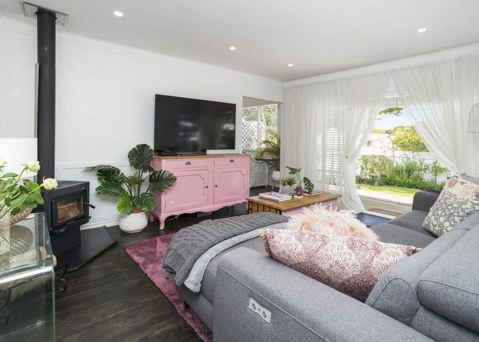  at 29 Cobham Crescent, Kelston, Waitakere City, Auckland