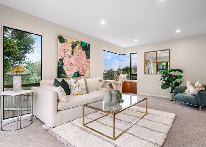  at 4 Seaford Place, Murrays Bay, North Shore City, Auckland