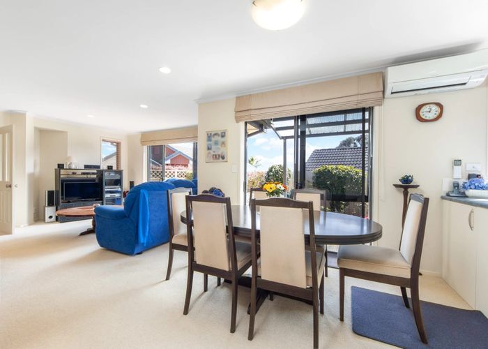  at 102E Taylor Street, Blockhouse Bay, Auckland City, Auckland