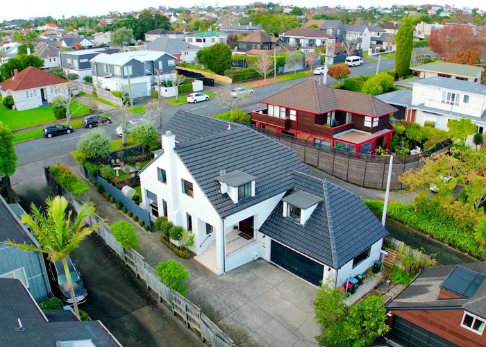  at 71A Long Drive, St Heliers, Auckland