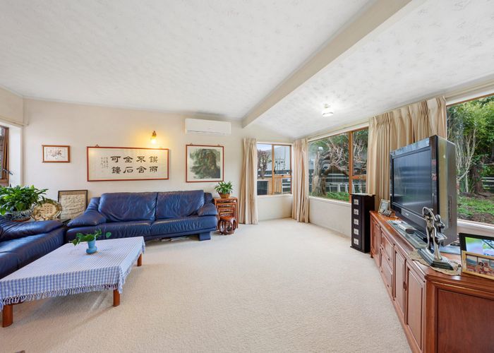  at 14 Ganymede Place, Half Moon Bay, Auckland