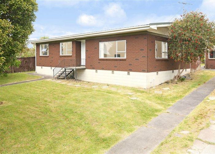  at 133 Universal Drive, Henderson, Auckland