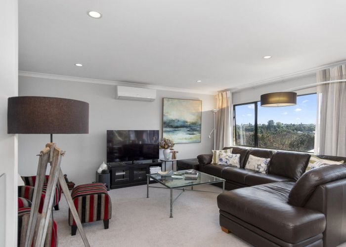  at 7A Ridgemount Terrace, Welcome Bay, Tauranga