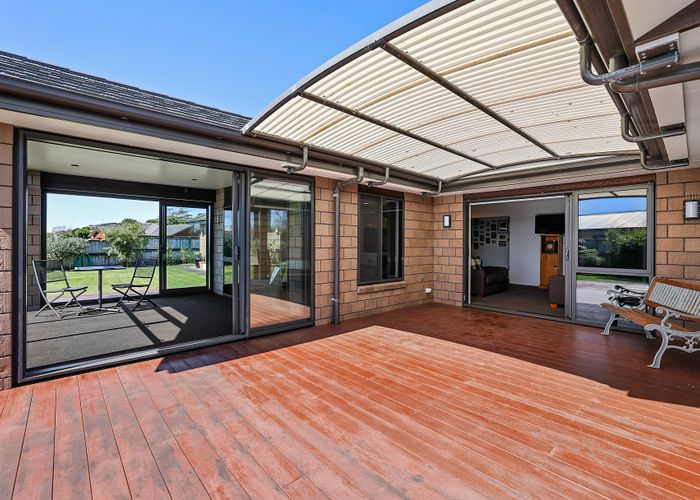  at 8 Settlers Close, Whalers Gate, New Plymouth