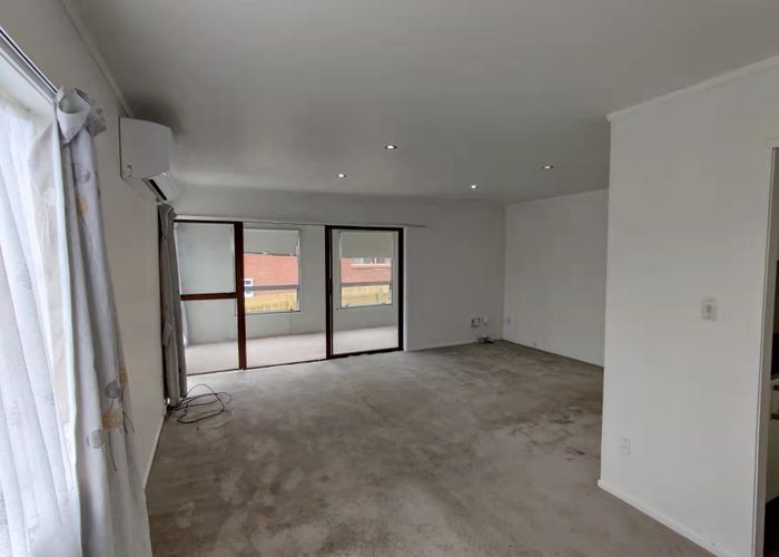  at 3/10 Aberfeldy Avenue, Highland Park, Manukau City, Auckland