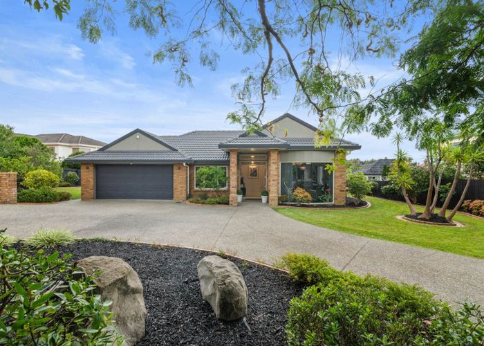  at 35 Anaheim Boulevard, Shamrock Park, Manukau City, Auckland