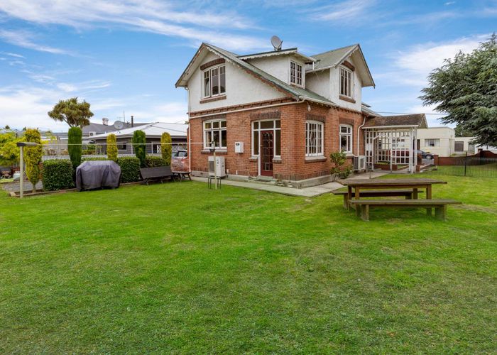  at 18 John Street, Balclutha