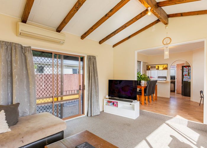  at 37 Robinson Crescent, Tamatea, Napier, Hawke's Bay