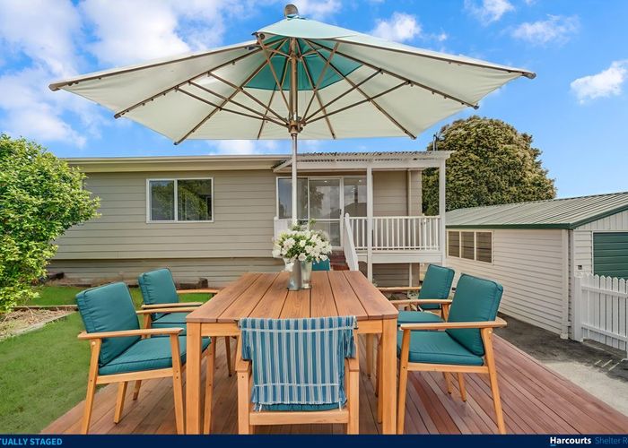  at 2A Netherlands Avenue, Kelston, Waitakere City, Auckland