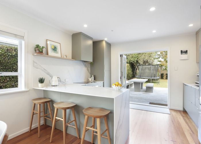  at 31 Renata Crescent, Te Atatu Peninsula, Auckland