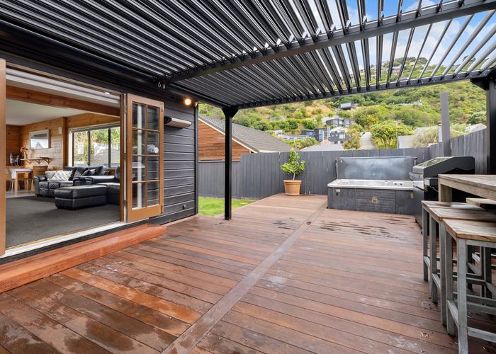  at 210A Queens Drive, Lyall Bay, Wellington