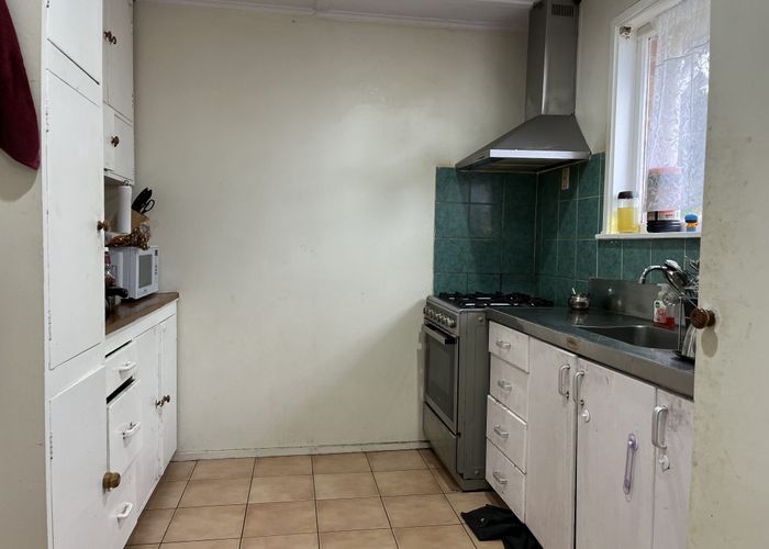  at 72 Gifford Avenue, Wesley, Auckland