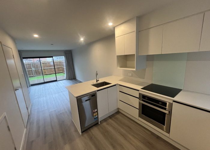  at 12/137 Hall Ave, Favona, Manukau City, Auckland