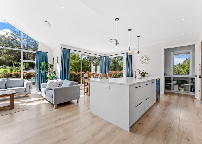  at 5B Hobbs Road, Matakatia, Whangaparaoa