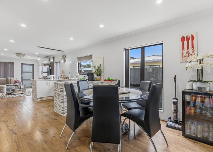  at 15 Lovely Lane, Manurewa, Manukau City, Auckland