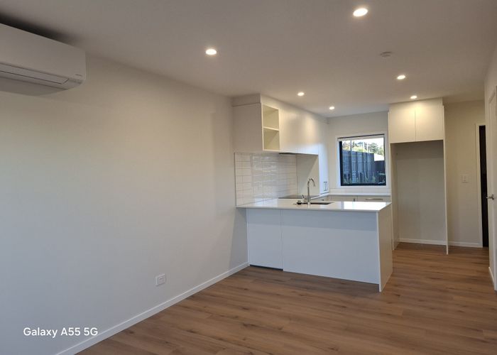  at 14/48 Moire Road, Massey, Waitakere City, Auckland