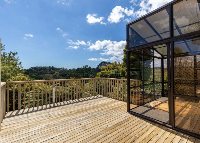  at 13 Lindaver Grove, Merrilands, New Plymouth