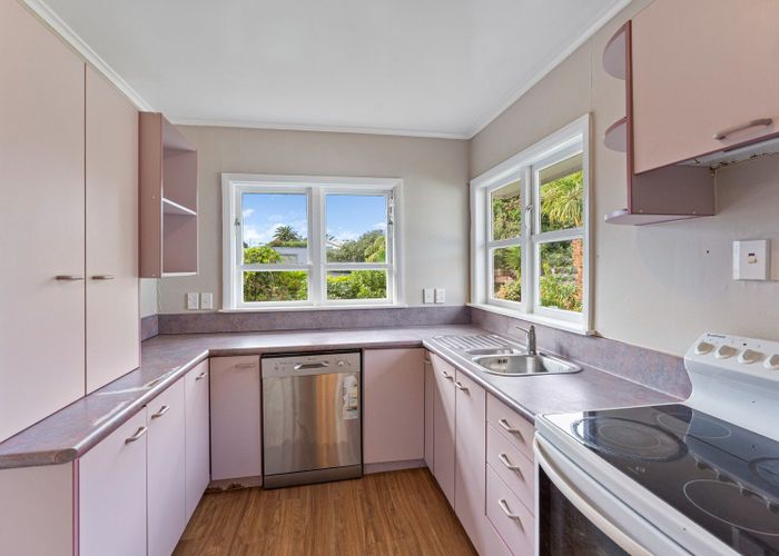  at 9 Bluegum Road, Paraparaumu Beach, Paraparaumu