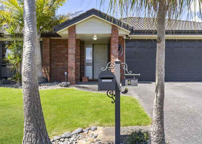  at 4 Greta Banks Place, Wattle Downs, Manukau City, Auckland