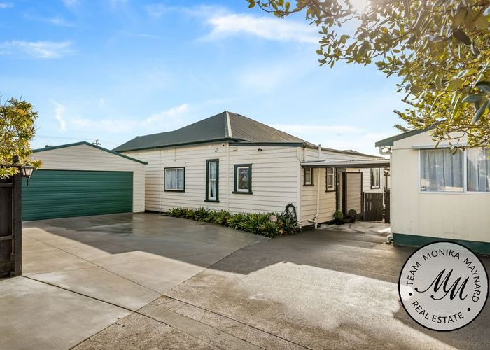  at 2 Maclaurin Street, Blockhouse Bay, Auckland City, Auckland