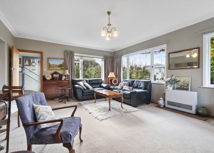  at 5 Epsom Road, Hokowhitu, Palmerston North