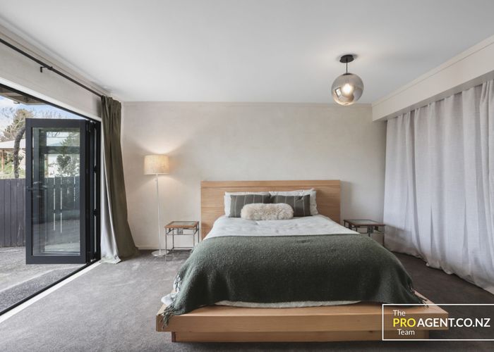  at 442 Huia Road, Laingholm, Auckland