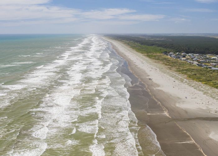  at 118 Rua Avenue, Waitarere Beach, Horowhenua, Manawatu / Whanganui