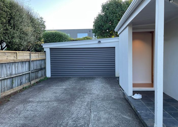  at 28 Tawera Road, Greenlane, Auckland City, Auckland