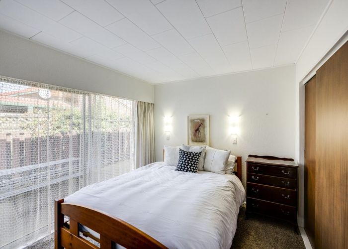  at 520 Lyndhurst Road, Frimley, Hastings