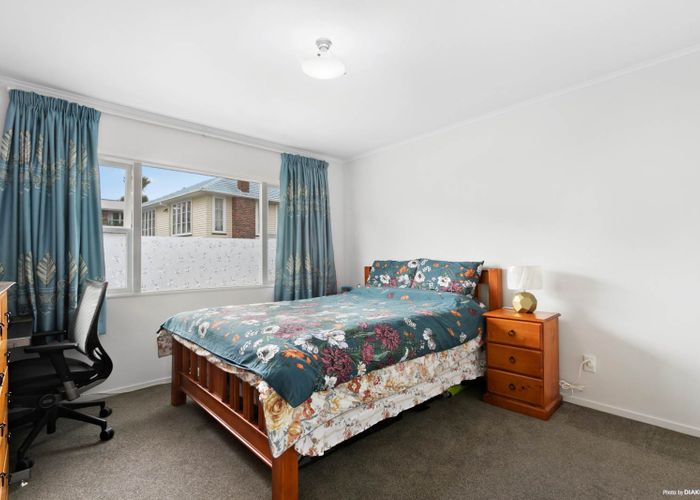  at 3/21 Frost Road, Mount Roskill, Auckland
