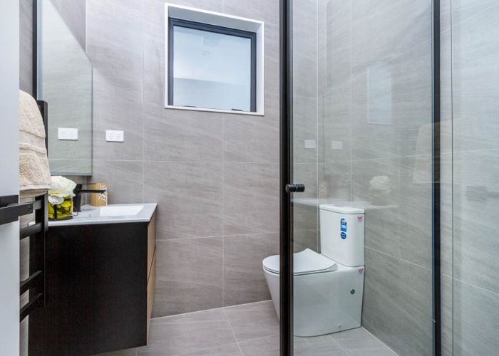 Free property data for 141E Rangatira Road, Beach Haven, Auckland