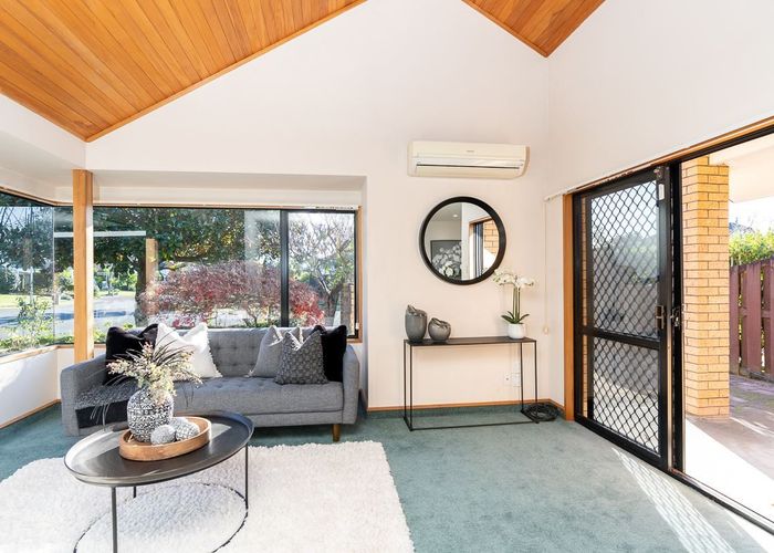  at 15 Burn-Murdoch Street, St Andrews, Hamilton