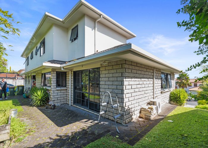  at 14 Tironui Terrace, Western Heights, Hamilton
