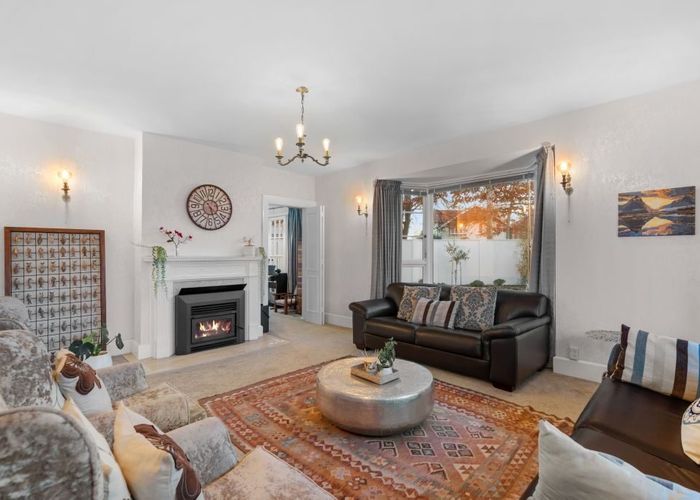  at 24 Snowdon Road, Fendalton, Christchurch