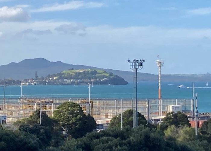  at 5D/118 Gladstone Road, Parnell, Auckland