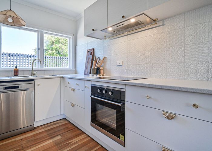  at 1/204A Park Road South, Akina, Hastings, Hawke's Bay
