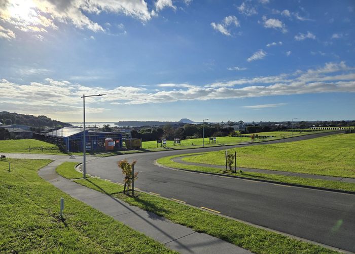  at Lot 194,  27 Korora Cr, Harbour Ridge, Omokoroa, Western Bay Of Plenty, Bay Of Plenty
