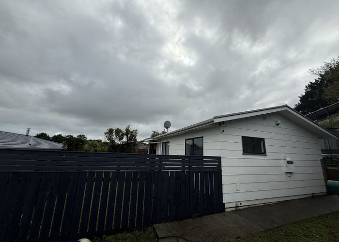  at 20 Mandeville crescent, Grenada Village, Wellington, Wellington