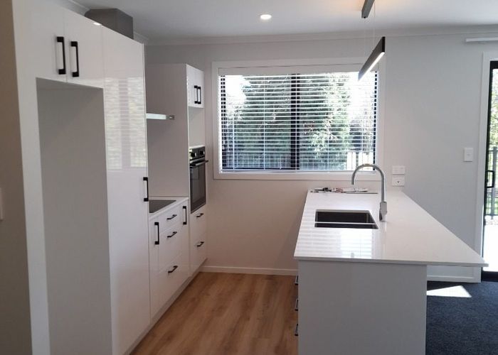 at 9 Ratahi Way, Omokoroa