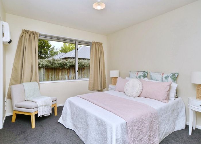  at 18D Defoe Place, Waltham, Christchurch City, Canterbury