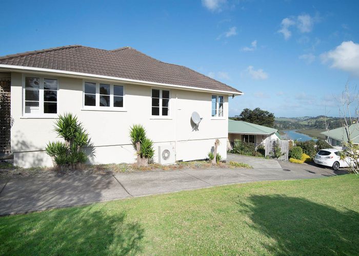  at 13 Vipond Road, Stanmore Bay, Whangaparaoa