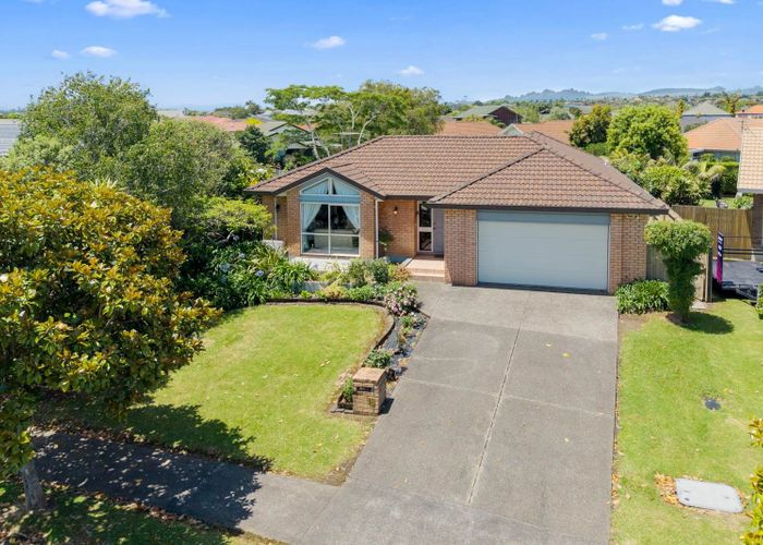  at 18 Amberwood Drive, Northpark, Manukau City, Auckland