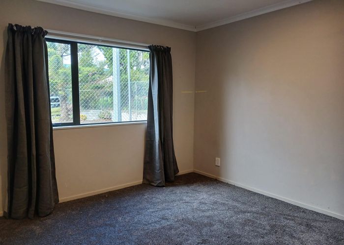  at 292A West Coast Road, Glen Eden, Waitakere City, Auckland