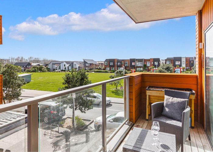 For sale 101A/160 Hobsonville Point Road, Hobsonville, Waitakere City