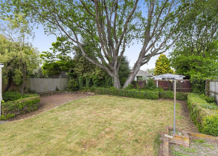  at 4 Ebony Street, Bishopdale, Christchurch