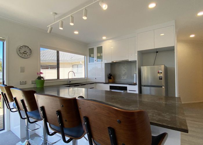  at 34 Hayley Lane, East Tamaki Heights, Auckland