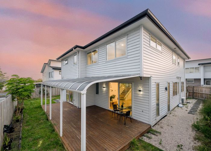 at 116B Hepburn Road, Glendene, Auckland