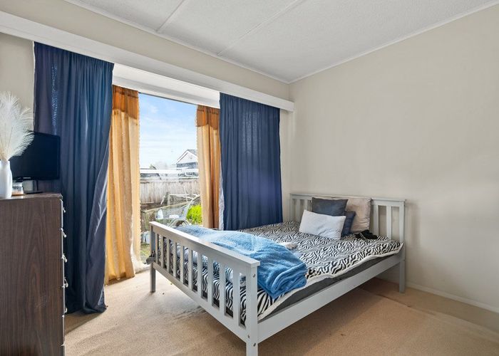  at 11a Lochinver Road, Papatoetoe, Manukau City, Auckland